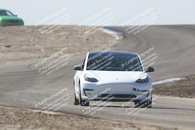 media/Oct-18-2025-Speed Ventures (Sat) [[8b3b7cf525]]/Purple/Session 2 (Phil Hill)/